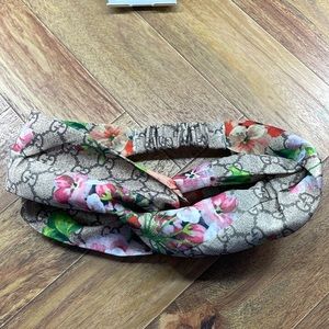 Gucci headband